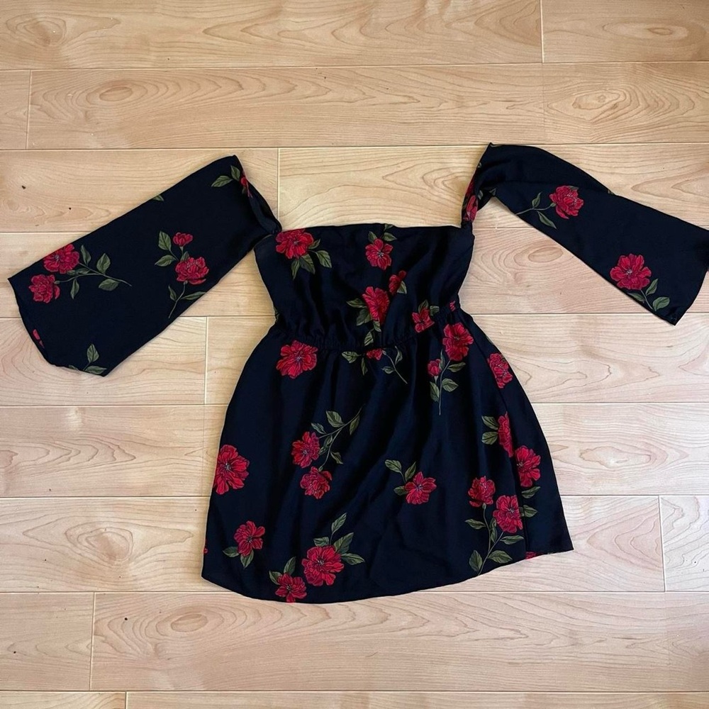 Tobi Red and Green Off the Shoulder Bell Sleeve Babydoll Top empire waist